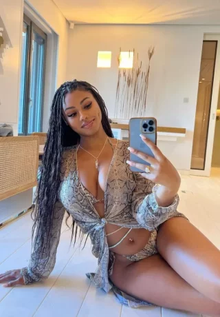 Jasmine +971588647718