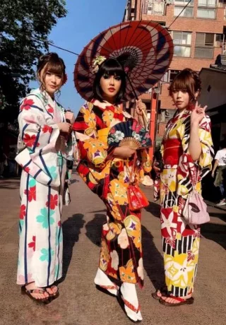 Vip japanesse 3200AED/Hour